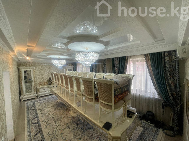 Дом, 6 и более комнат, 220 м2, Бишкек Bishkek - photo 2
