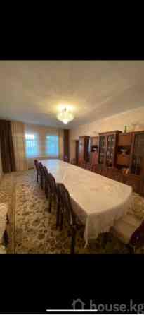 Дом, 6 и более комнат, 200 м2, Бишкек, Рабочий Городок, Красная 75 Bishkek