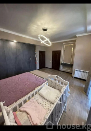 Дом, 6 и более комнат, 300 м2, Бишкек, Гагарина Bishkek - photo 4