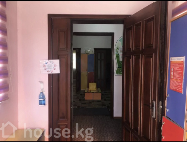 Дом, 6 и более комнат, 270 м2, Бишкек, Кок-Жар ж/м Bishkek - photo 6