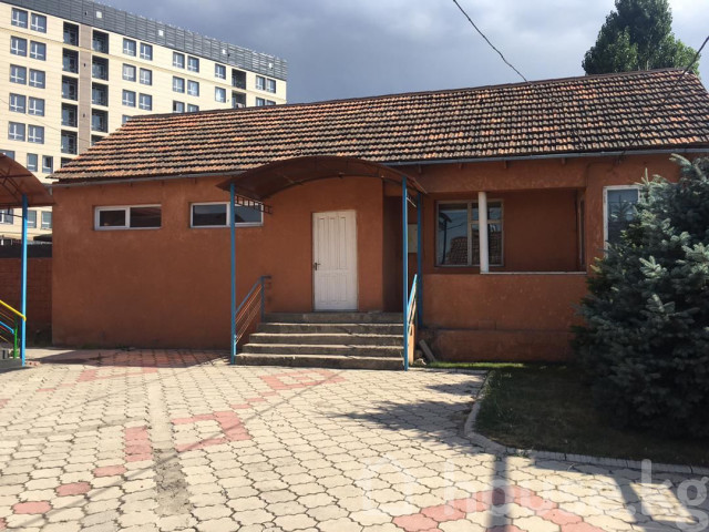 Дом, 6 и более комнат, 270 м2, Бишкек, Кок-Жар ж/м Bishkek - photo 2