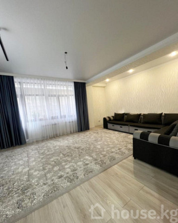 Дом, 6 и более комнат, 341 м2, Бишкек, Киргизия 1 ж/м, Самойленко Bishkek - photo 2