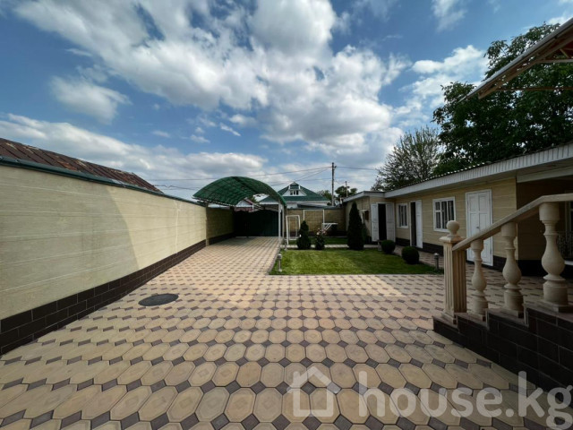 Дом, 6 и более комнат, 150 м2, Бишкек, Рабочий Городок, Тамбовская 9/Чапаева Bishkek - photo 4