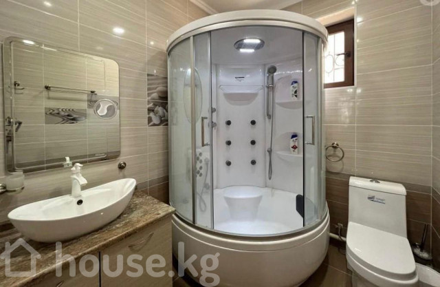 Дом, 6 и более комнат, 300 м2, Бишкек, Кара Дарыя, Скрябина/Шукурова Bishkek - photo 7