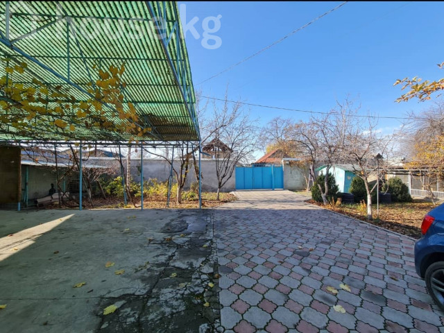 Дом, 6 и более комнат, 196 м2, Бишкек, Рабочий Городок Bishkek - photo 2