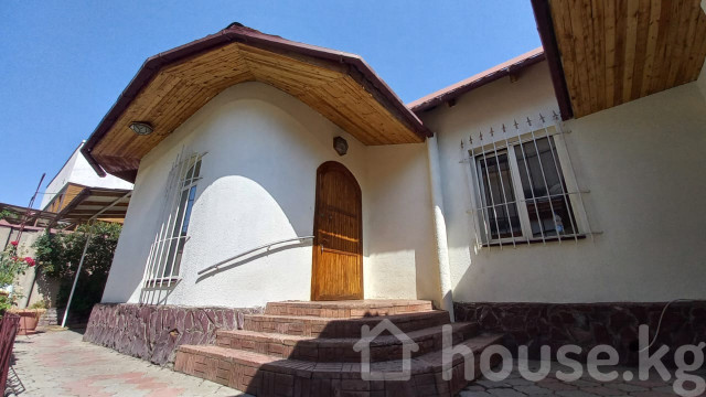 Дом, 6 и более комнат, 155 м2, Бишкек, Парк Ататюрк, Пер.Горный 1 Bishkek - photo 4