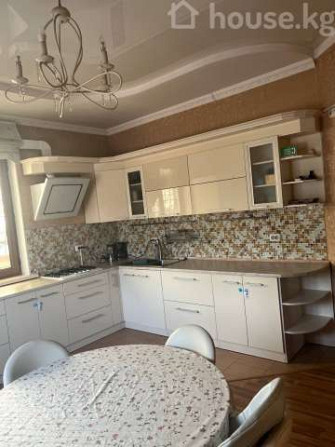 Дом, 6 и более комнат, 250 м2, Бишкек, Западный автовокзал Bishkek - photo 6