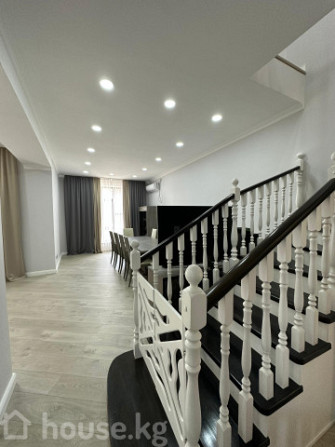 Дом, 6 и более комнат, 215 м2, Бишкек, Магистраль, бакаева 150 Bishkek - photo 5