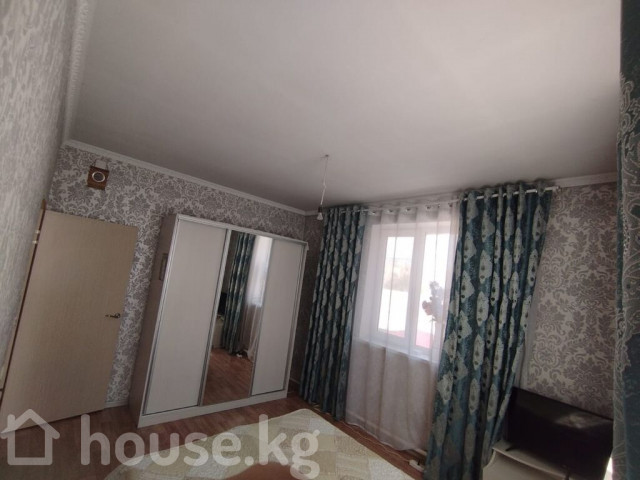 Дом, 6 и более комнат, 130 м2, Бишкек, Пишпек ж/м, толстой/термечикова Bishkek - photo 1