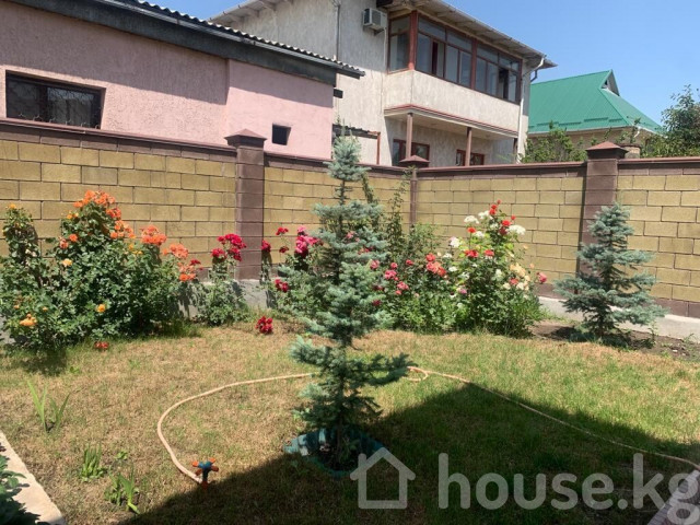 Дом, 6 и более комнат, 200 м2, Бишкек, Кок-Жар ж/м, женижок Bishkek - photo 4