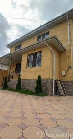 Дом, 6 и более комнат, 200 м2, Бишкек, Кок-Жар ж/м, женижок Bishkek - photo 2