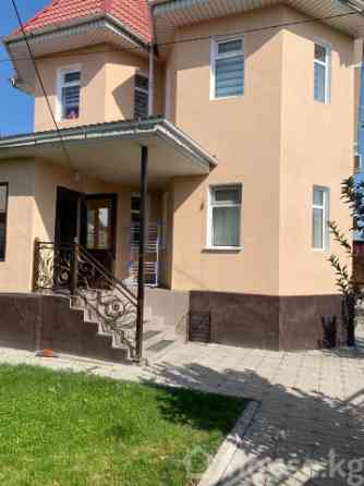 Дом, 6 и более комнат, 328 м2, Бишкек, Кок-Жар ж/м Бишкек