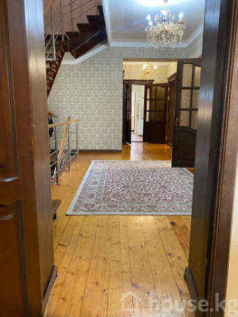 Дом, 6 и более комнат, 328 м2, Бишкек, Кок-Жар ж/м Bishkek - photo 4