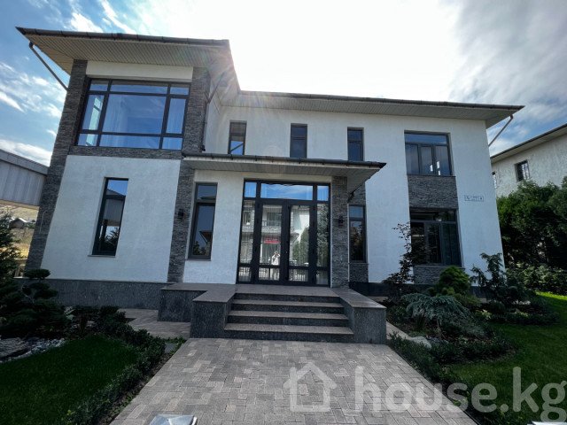 Дом, 6 и более комнат, 540 м2, Бишкек, Ала-Арча ж/м, Сары-Озон Bishkek - photo 1