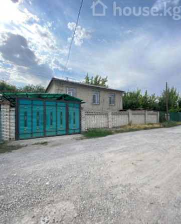 Дом, 6 и более комнат, 220 м2, Бишкек, Красный Строитель ж/м, + 25/+ Bishkek - photo 1