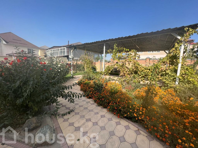 Дом, 6 и более комнат, 1100 м2, Бишкек, Ынтымак ж/м, Кырман Bishkek - photo 5
