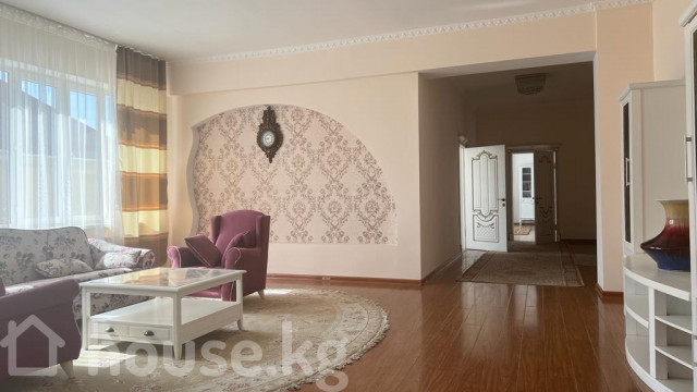 Дом, 6 и более комнат, 1100 м2, Бишкек, Ынтымак ж/м, Кырман Bishkek - photo 8
