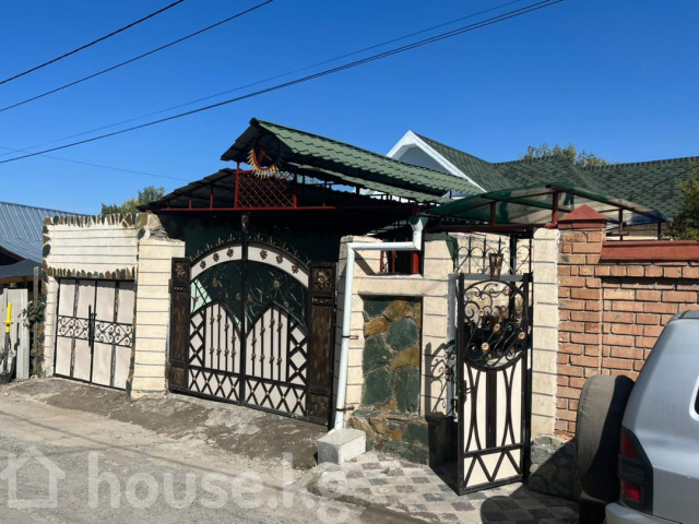 Дом, 6 и более комнат, 200 м2, Бишкек, Чон-Арык, Чодронова 43 Bishkek - photo 2