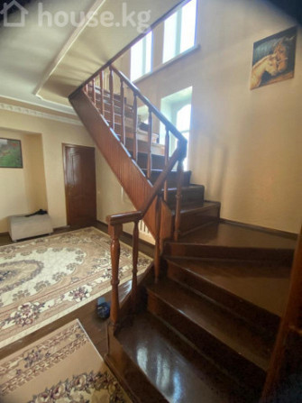 Дом, 6 и более комнат, 200 м2, Бишкек, Карпинка, Семашко 4/Жумабек Bishkek - photo 5