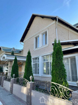 Дом, 6 и более комнат, 300 м2, Бишкек, Жилгородок Ницца, токонбаева Bishkek - photo 1