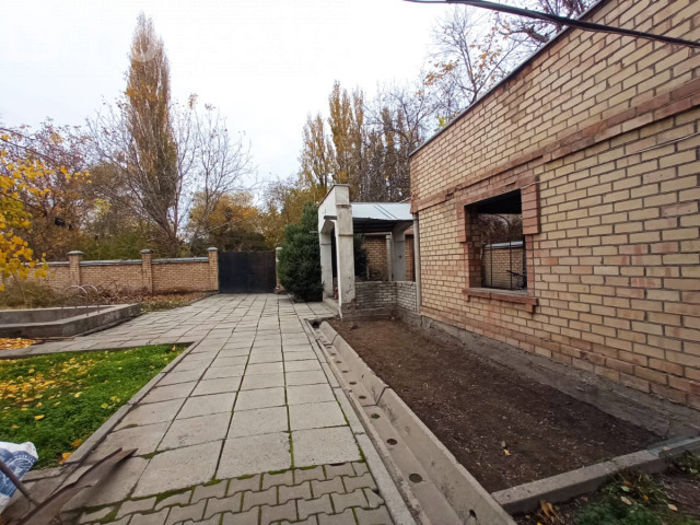 Дом, 6 и более комнат, 220 м2, Бишкек, Старый толчок, Профессора зимы/Васильева Bishkek - photo 2