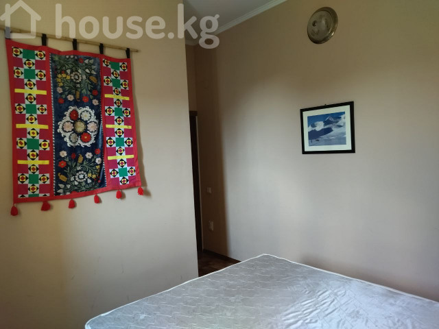 Дом, 6 и более комнат, 194 м2, Бишкек, БГУ, Жаманбаева 19 Bishkek - photo 2
