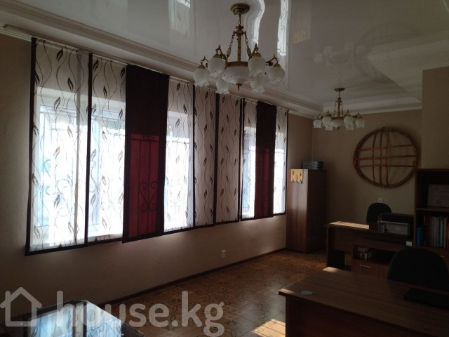 Дом, 6 и более комнат, 194 м2, Бишкек, БГУ, Жаманбаева 19 Bishkek - photo 8
