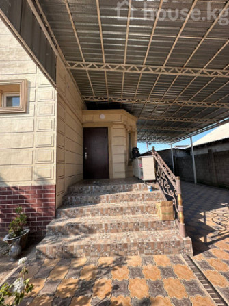 Дом, 6 и более комнат, 220 м2, Бишкек, Ак-Ордо ж/м Bishkek - photo 1