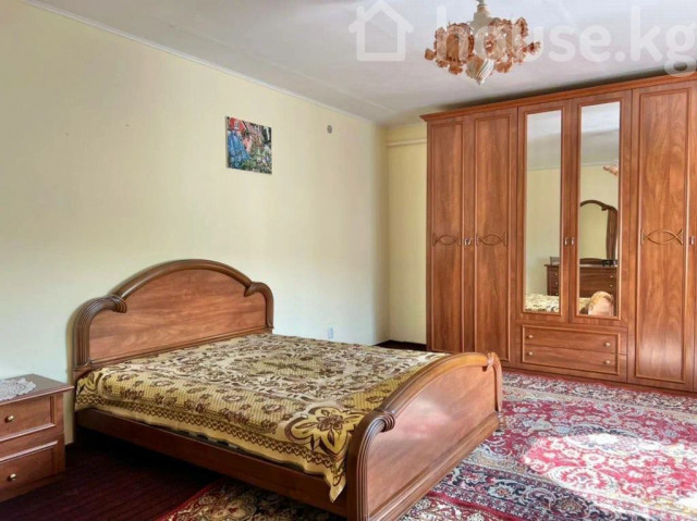 Дом, 6 и более комнат, 300 м2, Бишкек, Орто-Сай, Иманалиева 230 Bishkek - photo 6