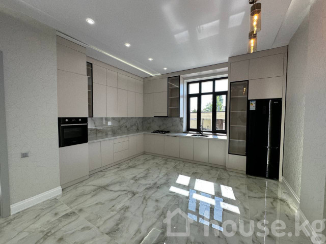 Дом, 6 и более комнат, 330 м2, Бишкек, Арча-Бешик ж/м Bishkek - photo 6