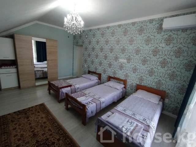 Дом, 6 и более комнат, 270 м2, Бишкек, Кок-Жар ж/м, Ахунбаева / Тон Bishkek - photo 7