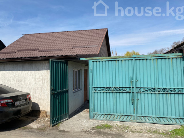 Дом, 6 и более комнат, 100 м2, Бишкек, Переулок Бреславский 23 Bishkek - photo 1