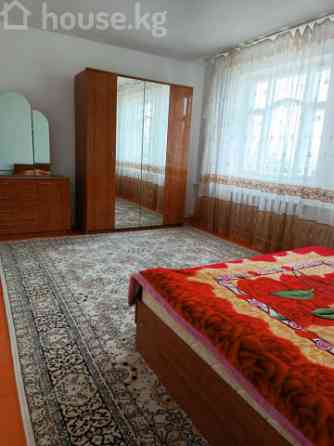 Дом, 6 и более комнат, 250 м2, Иссык-Кульская область, Чон-Сары-Ой, Ленина 27 