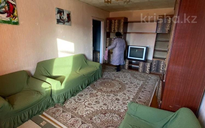 3-комнатная квартира, 58 м², 2/5 этаж помесячно, Абылай-хана 184 Талдыкорган - изображение 1