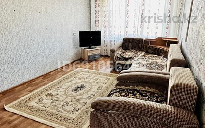 3-комнатная квартира, 63 м², 5/5 этаж помесячно, Сатпаева 16/1 - Магнум Усть-Каменогорск - изображение 1