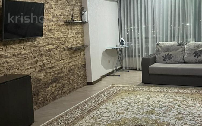 4-комнатная квартира, 140 м², 19/25 этаж помесячно, мкр 11 112 - Актобе Ажары Актобе - изображение 1