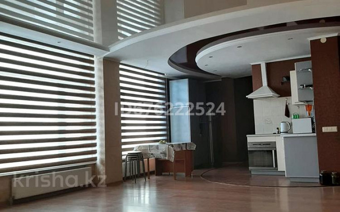 4-комнатная квартира, 118 м², 17/17 этаж помесячно, Абулхаир хана 44в Актобе - изображение 2