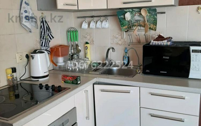 4-комнатная квартира, 118 м², 17/17 этаж помесячно, Абулхаир хана 44в Актобе - изображение 6