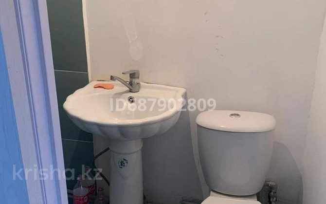 1-комнатная квартира, 10.9 м², 2/4 этаж помесячно, ул. Бирлик 34  - изображение 1