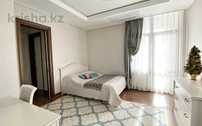 5-комнатная квартира, 203 м², 23/31 этаж помесячно, Байтурсынова Astana - photo 3