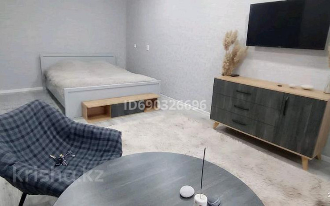 1-комнатная квартира, 33 м², 2/5 этаж помесячно, Ленина 207 - 50 лет октября Рудный - изображение 3