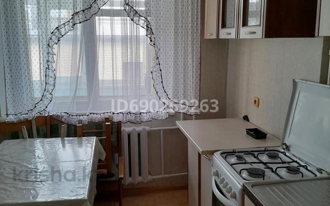 1-комнатная квартира, 39 м², 3/5 этаж помесячно, Габдуллина 40 - Пересечении улиц Габдуллина - Ауэзо Кокшетау - изображение 4