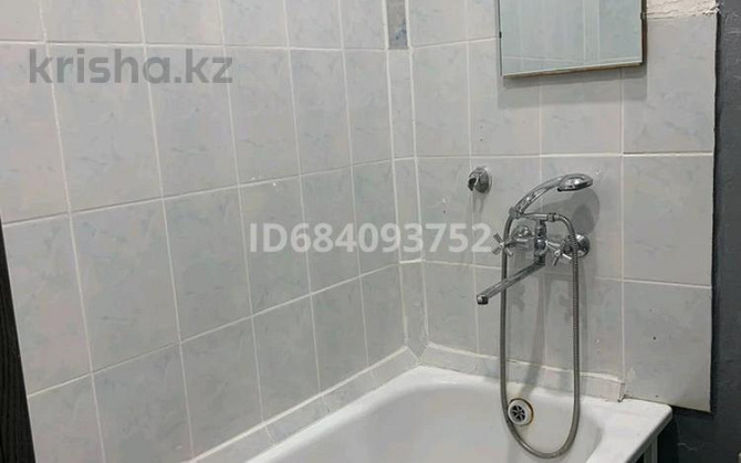 4-комнатная квартира, 65 м², 5/5 этаж помесячно, Мухамеджанова 22А Balqash - photo 7