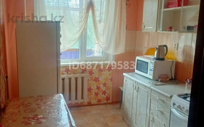 3-комнатная квартира, 50 м², 3/5 этаж помесячно, Проспект Аблайхана 11 - Магазин Жаксы Kokshetau - photo 8