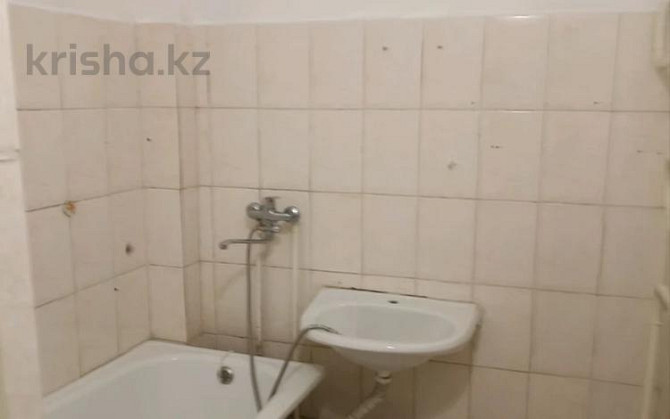 3-комнатная квартира, 78 м², 5/5 этаж помесячно, Мкр.Водник  - изображение 2