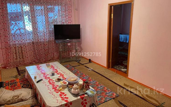 4-комнатная квартира, 90 м², 1/5 этаж помесячно, Кенесары 26 Туркестан - изображение 8