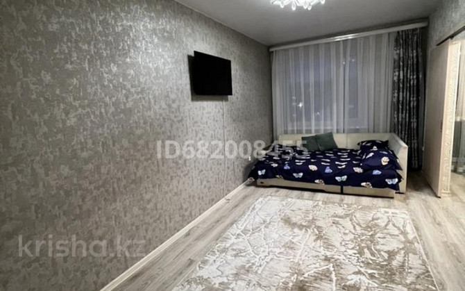 1-комнатная квартира, 40 м², 3/6 этаж помесячно, Юбилейный 37 Костанай - изображение 8