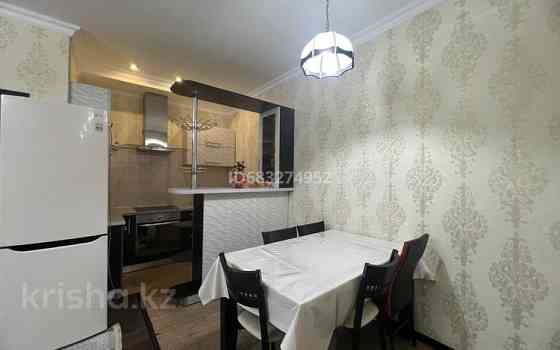 3-комнатная квартира, 100 м², 11/16 этаж помесячно, Абая 150/230 Almaty