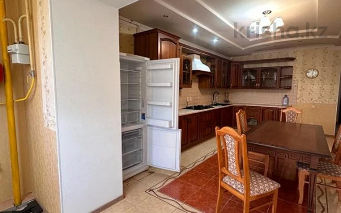 3-комнатная квартира, 176 м², 4/5 этаж помесячно, Марата Оспанова Актобе - изображение 3