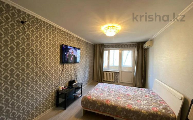 1-комнатная квартира, 33 м², 3/5 этаж помесячно, Желтоксан Almaty - photo 2